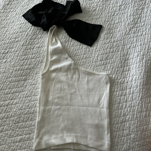 One-Shoulder Top - Picture 5 of 5